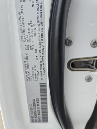 2020 RAM 2500 Tradesman Crew Cab 4X4 6'4' Box