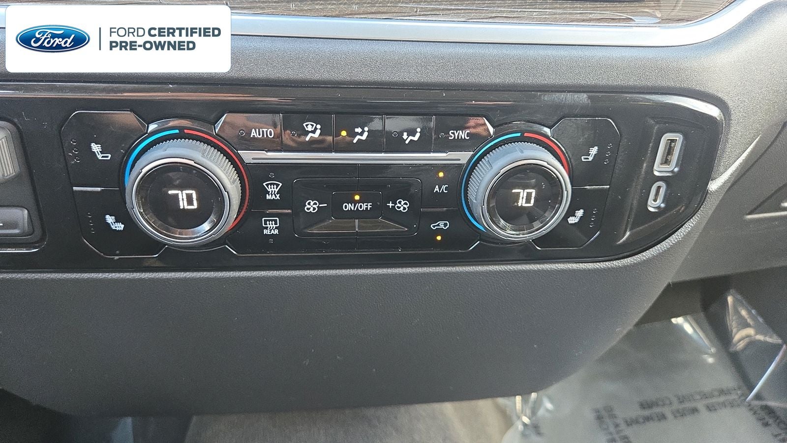 2022 Chevrolet Silverado 1500 4WD Crew Cab Standard Bed LT