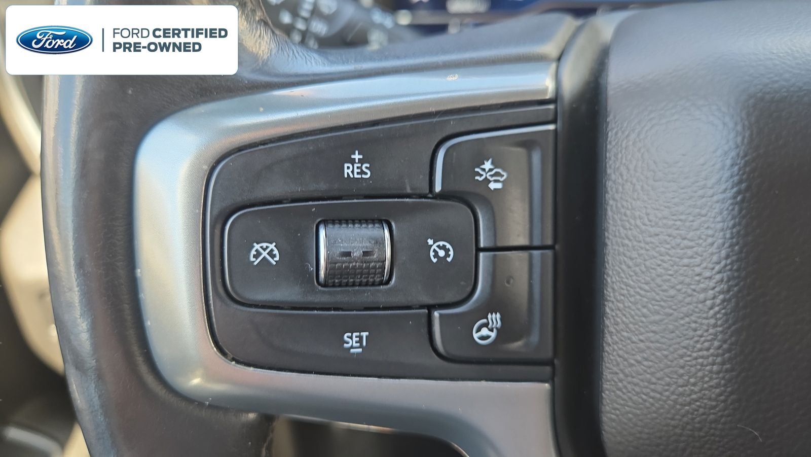 2022 Chevrolet Silverado 1500 4WD Crew Cab Standard Bed LT