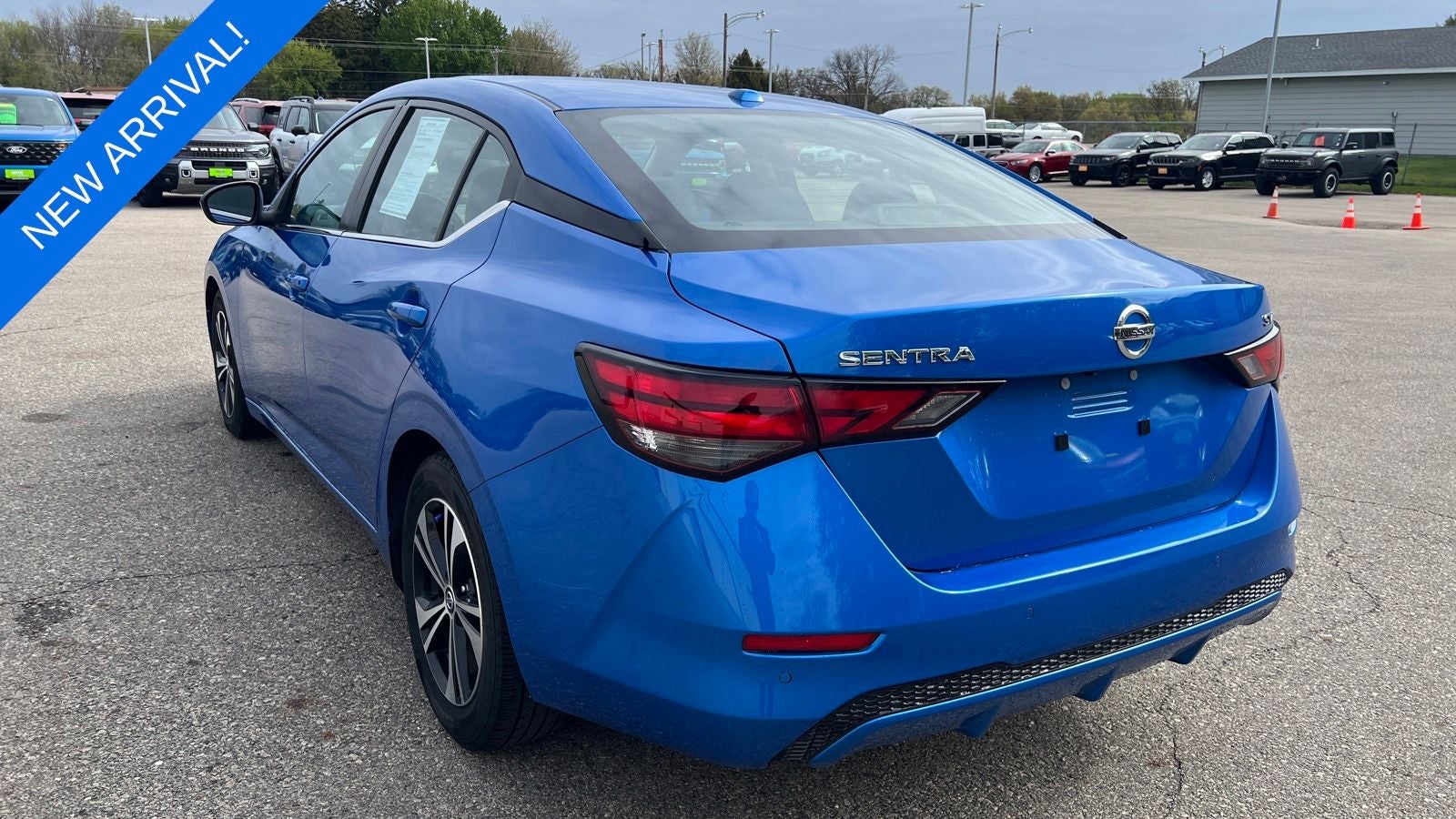 2022 Nissan Sentra SV Xtronic CVT