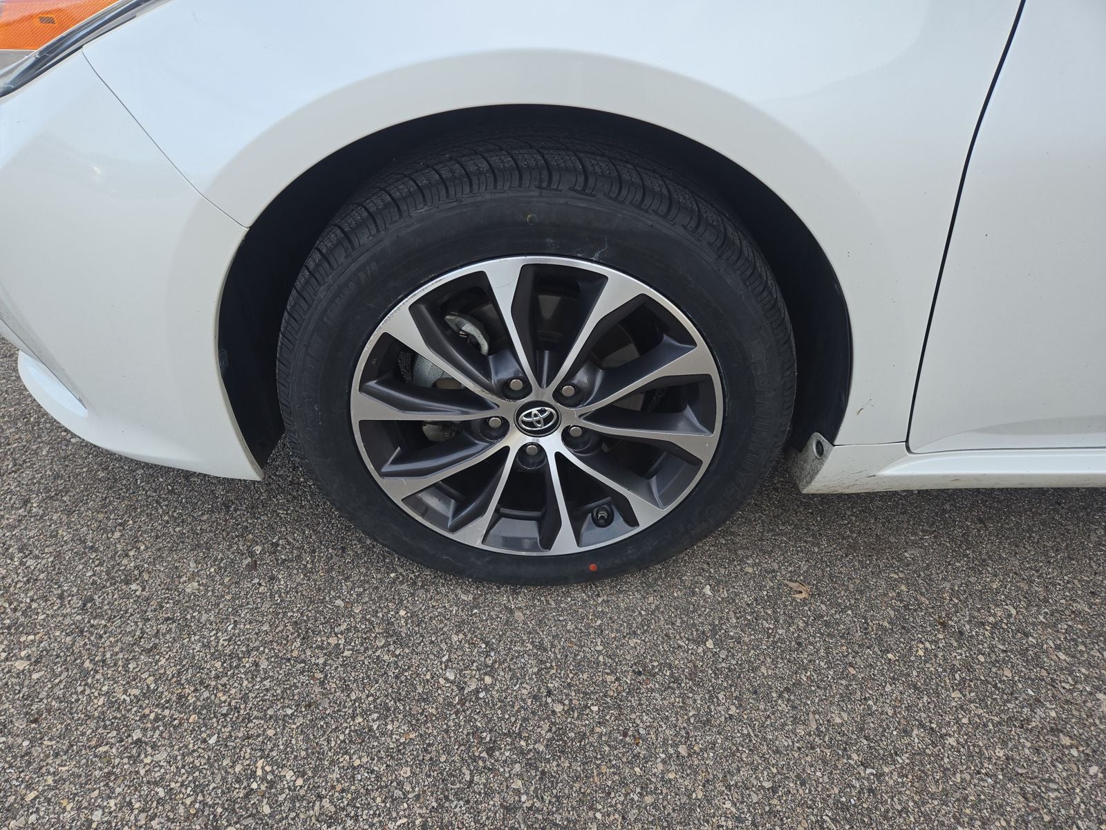 2018 Toyota Avalon Base