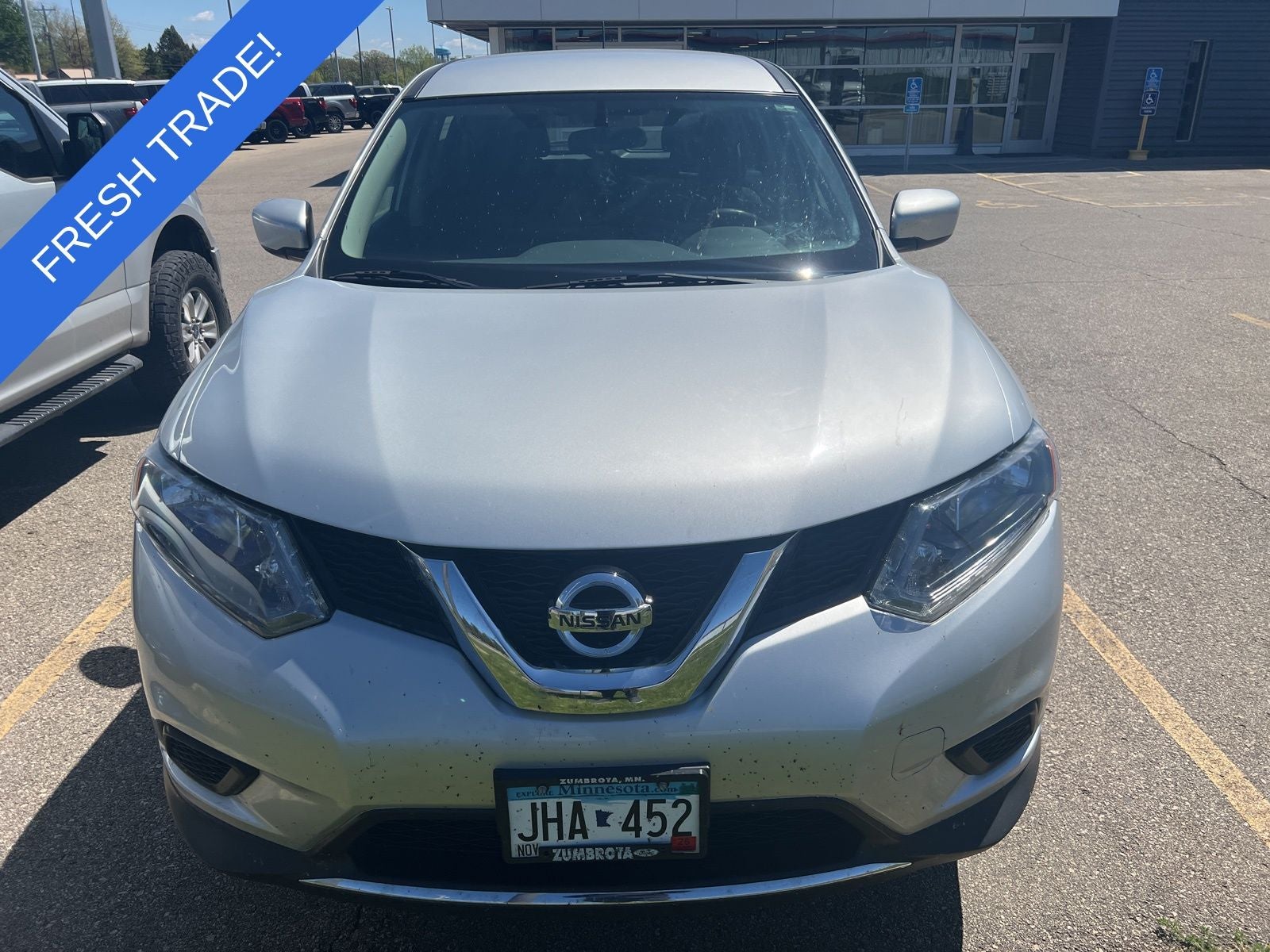 Used 2016 Nissan Rogue S with VIN 5N1AT2MTXGC824085 for sale in Austin, Minnesota