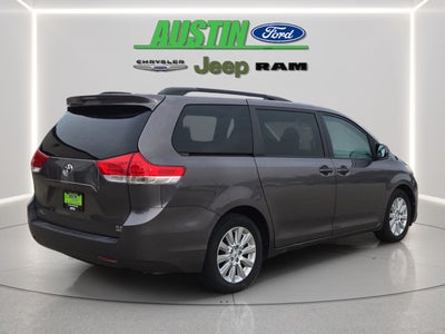 2012 Toyota Sienna XLE 7 Passenger