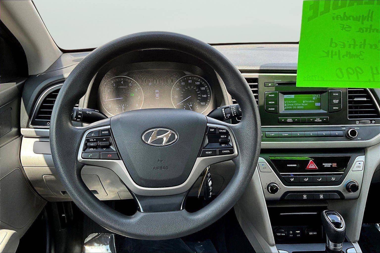 2017 Hyundai Elantra SE